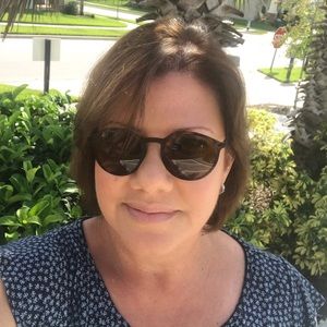 Meet your Posher, Ana